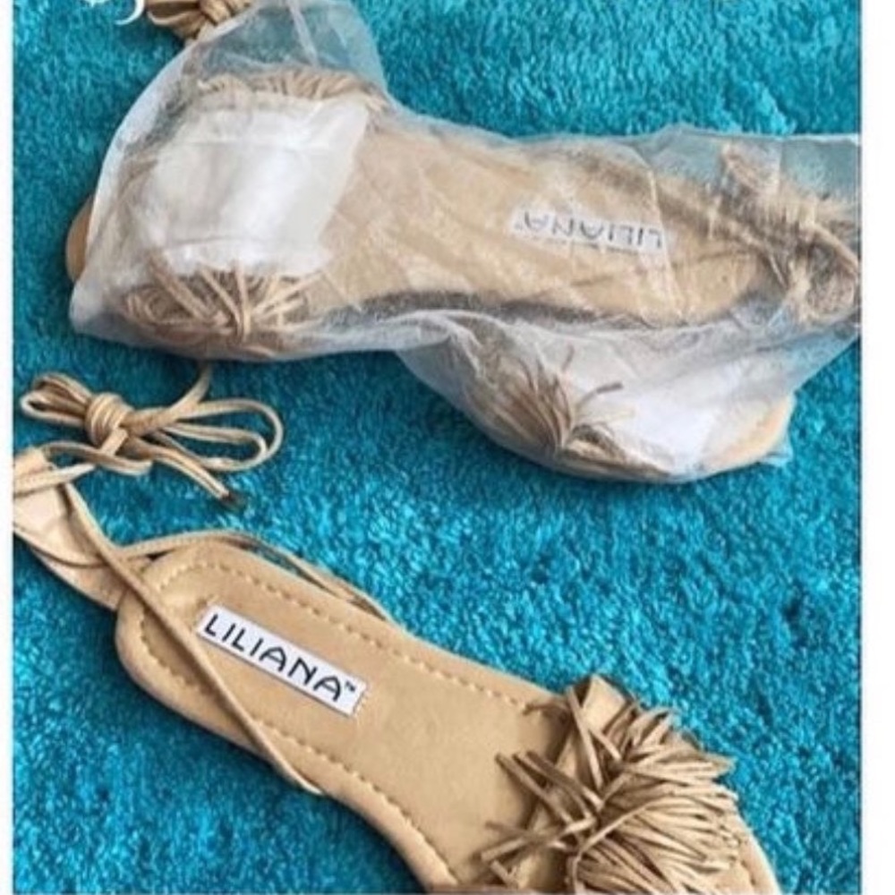 Women sandals